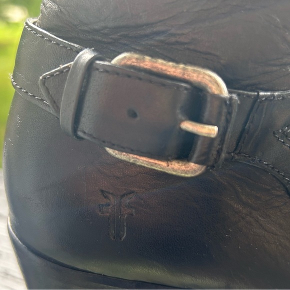 Frye Janis Black Leather Ankle Booties - Picture 8 of 8